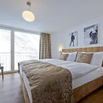 Welschen Hoernligrat Zermatt